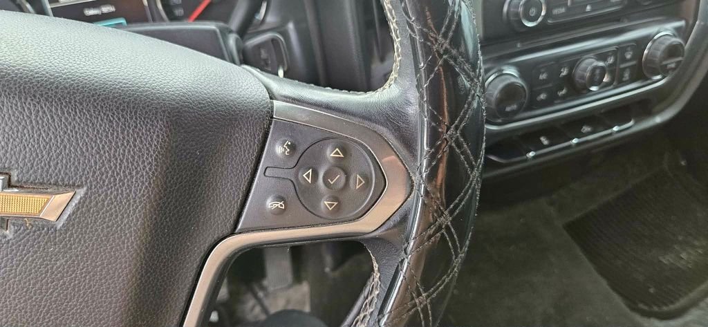 Used 2015 Black Chevrolet LT image 16