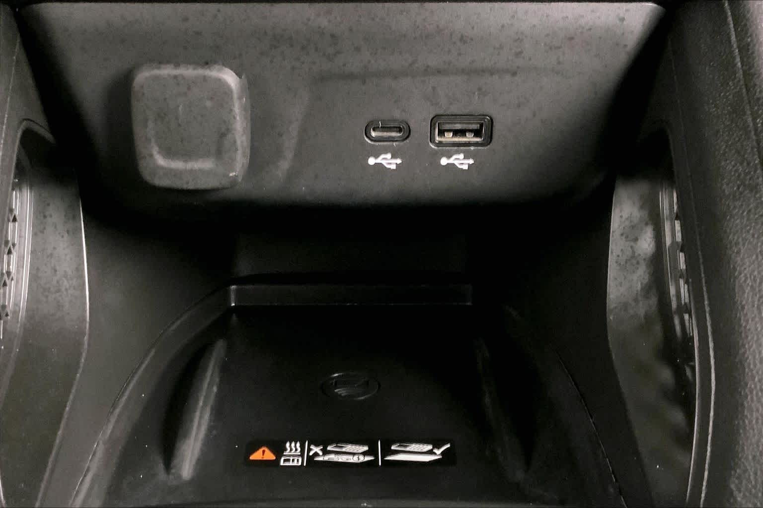 Used 2025 Sterling Gray Metallic Chevrolet RS image 34