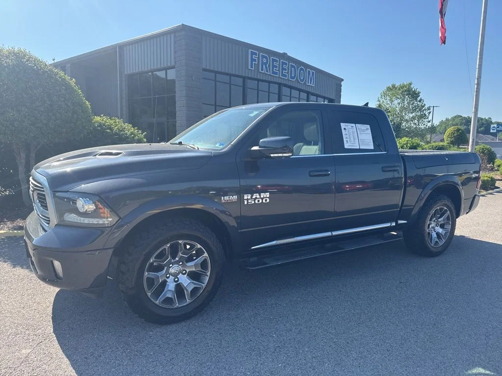2018 RAM 1500 Laramie Limited 4x4 Crew Cab 5'7's photo