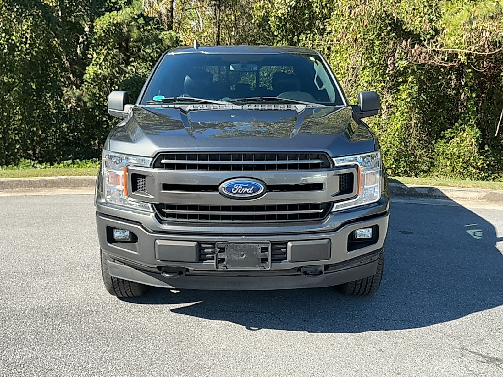 Used 2018 Magnetic Metallic Ford XLT image 26