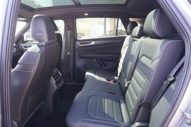 2024 Volkswagen Atlas Cross Sport SEL R-LINE - Photo 22