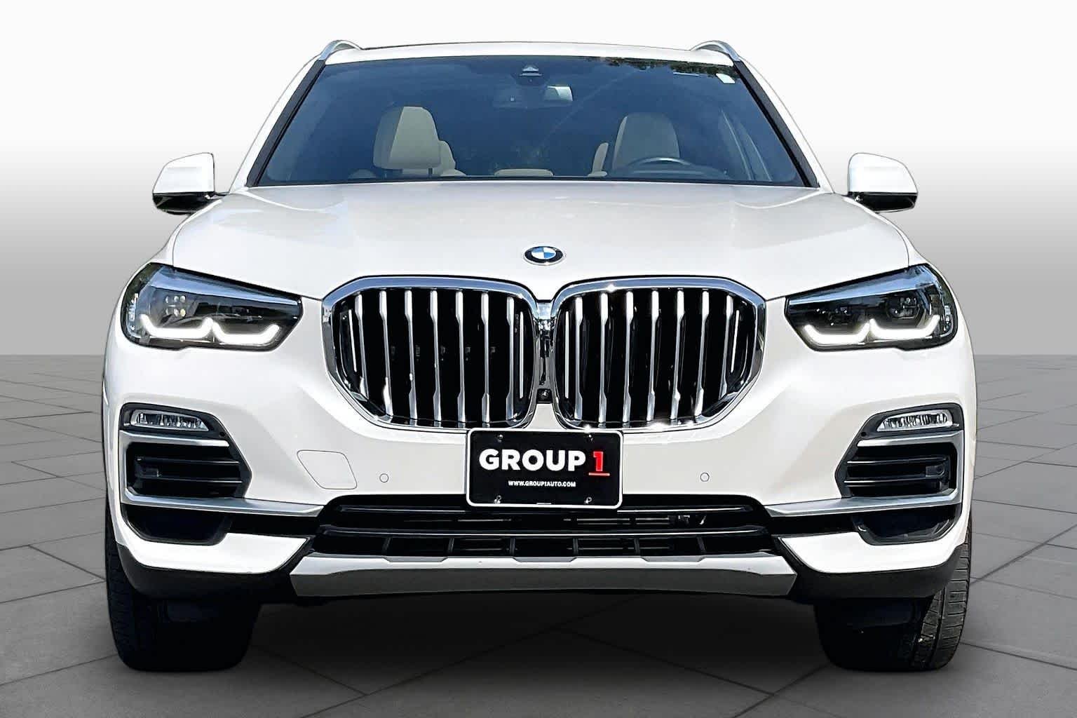 Used 2021 Mineral White Metallic BMW xDrive40i image 3