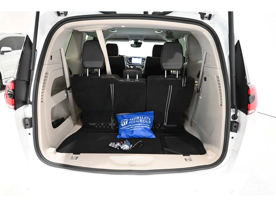 Used 2024 WHITE Chrysler Touring L Mobility Handicap Van image 28
