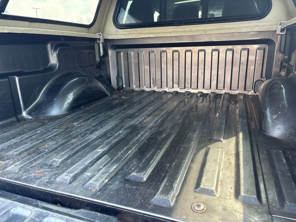 Used 2012 Sterling Gray Metallic Ford Lariat image 28