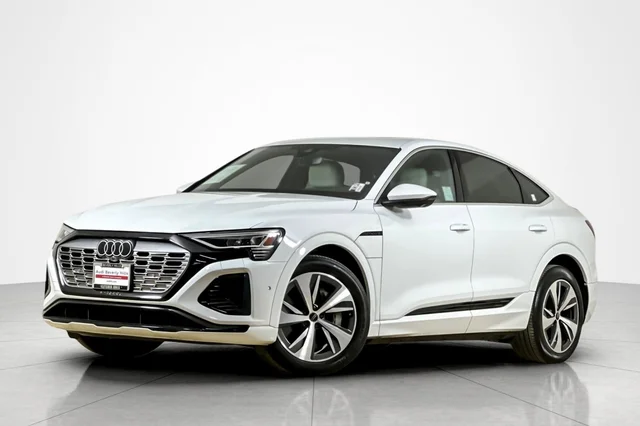 2024 Audi Q8 e-tron Sportback S line Premium Plus quattro