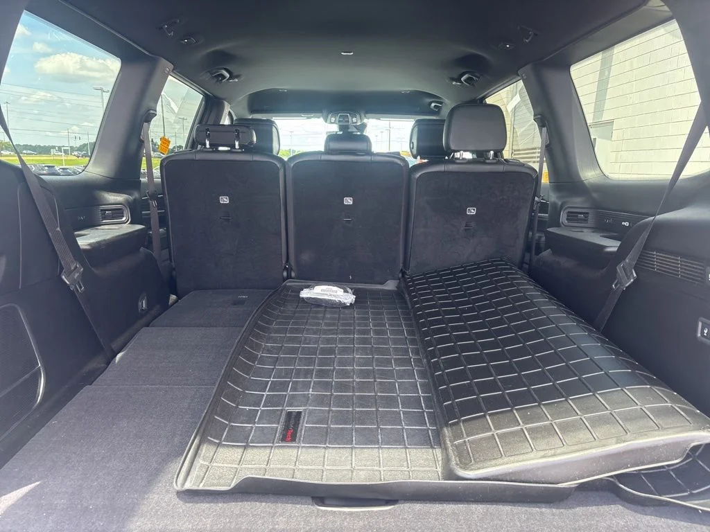 Used 2022 White Jeep Series III image 31