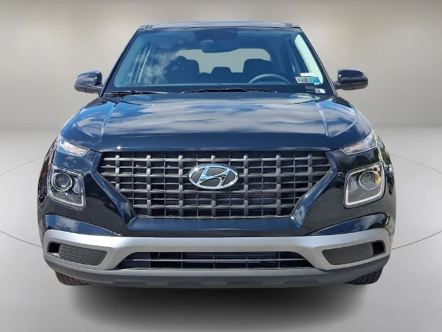 New 2026 Black Hyundai SE image 2