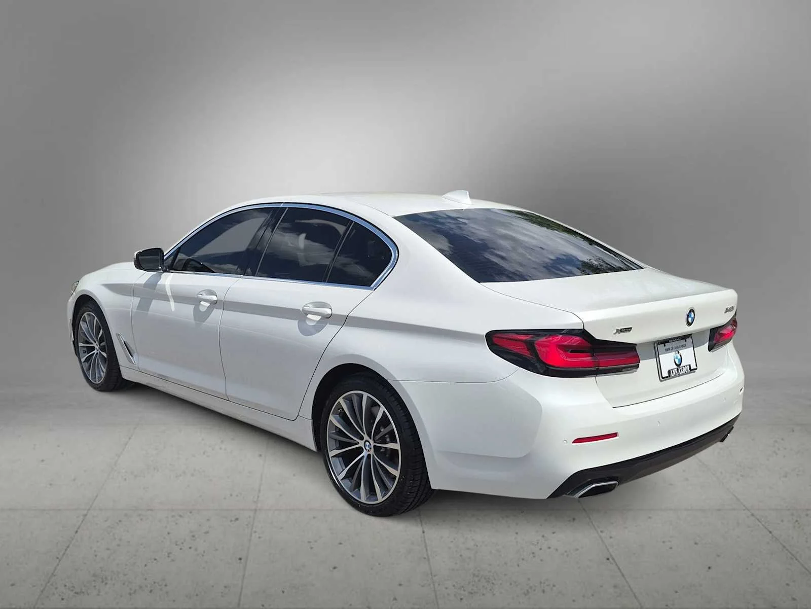 Certified Used 2023 Mineral White Metallic BMW 540i xDrive image 6
