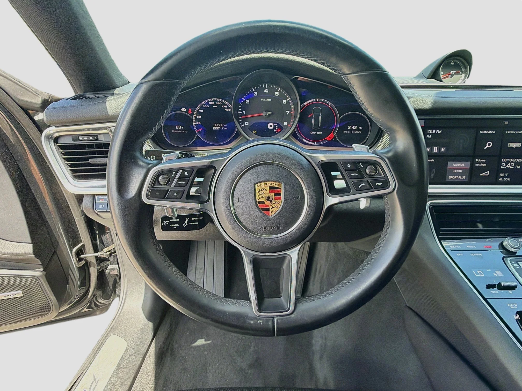 Used 2020 Volcano Grey Metallic Porsche 4 image 38