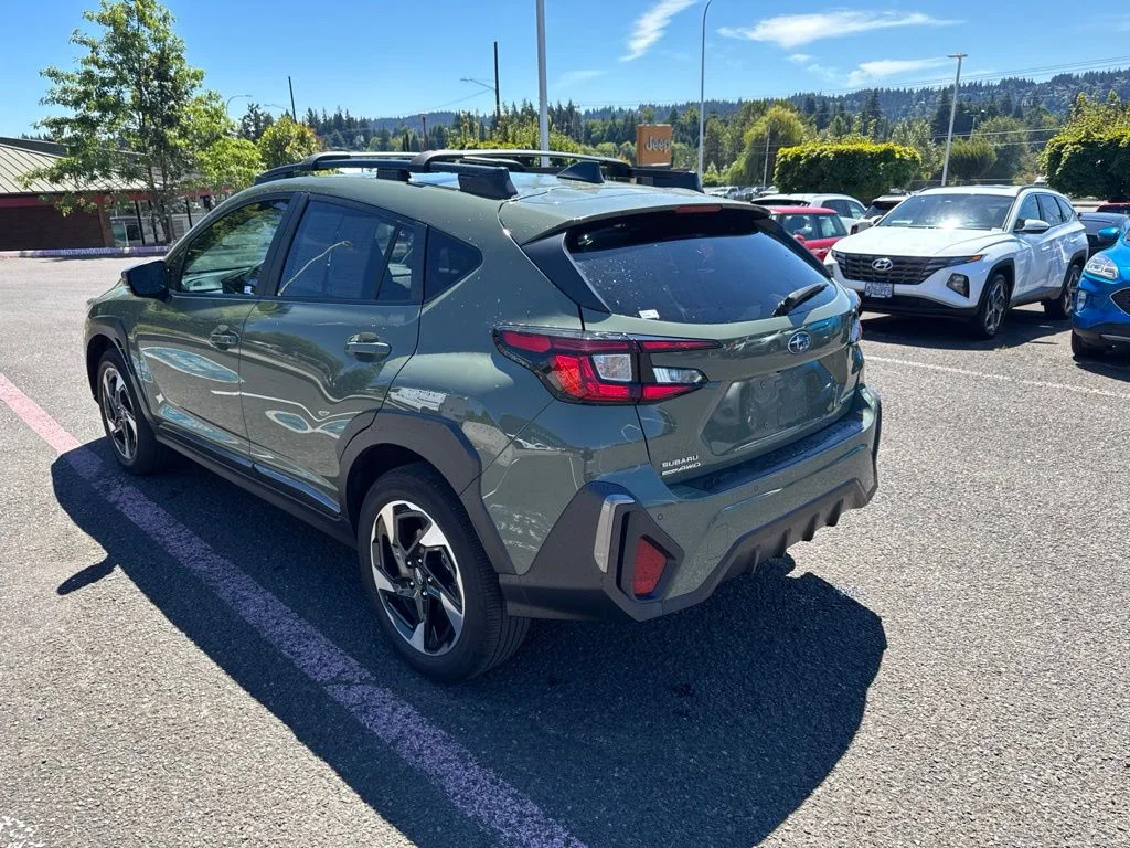 Used 2024 Alpine Green Subaru Limited image 7