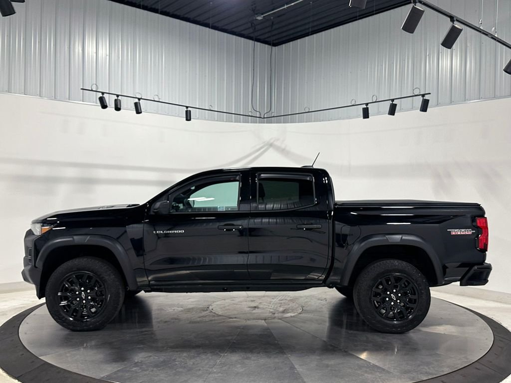 Used 2024 Black Chevrolet Trail Boss image 17