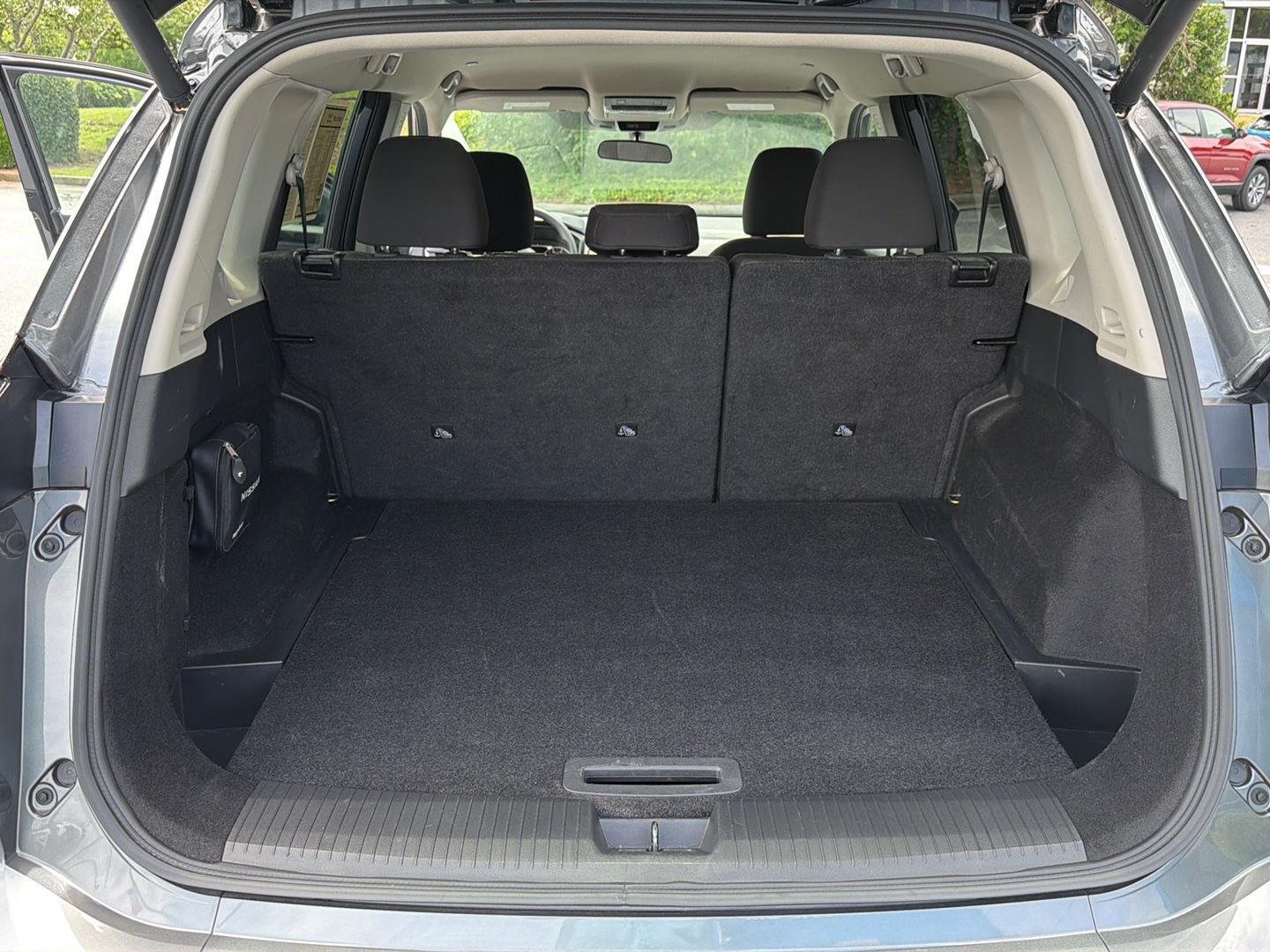 Used 2024 Gun Metallic Nissan SV image 32