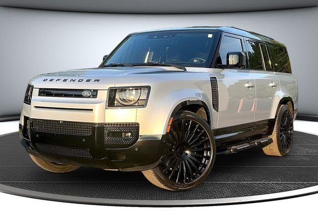 2023 Land Rover Defender 130 X-Dynamic SE