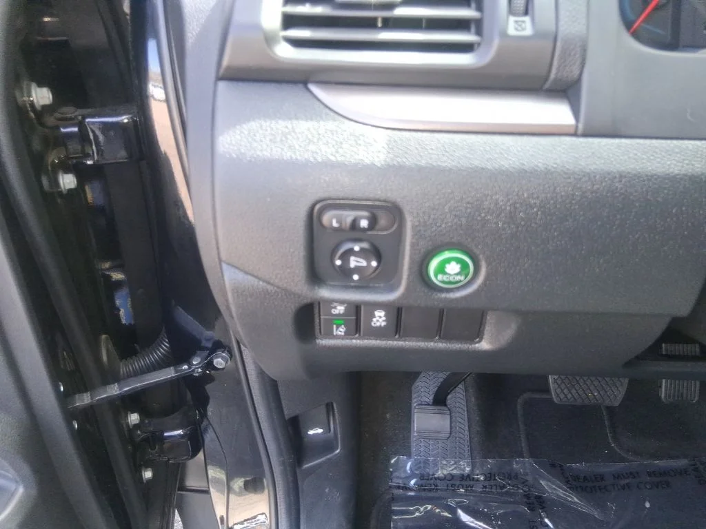 Used 2022 Black Honda EX-L image 14