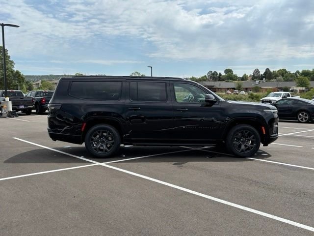 New 2026 High Gloss Black Exterior Paint Jeep Limited Altitude image 7