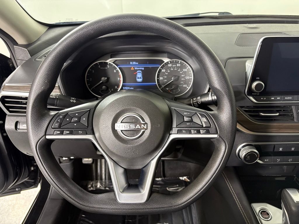 Used 2023 Black Nissan 2.5 SV image 23