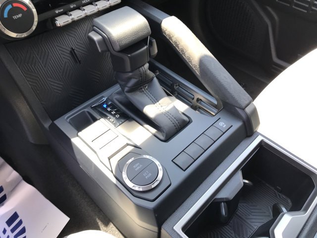 2026 Toyota Tacoma SR5 - Photo 18