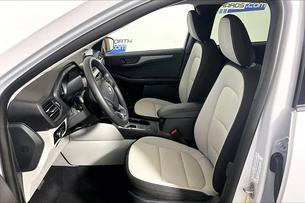 2026 Ford Escape Active - Photo 9
