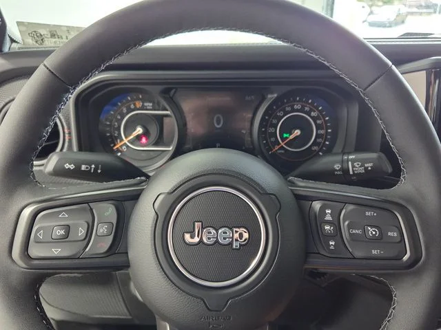 New 2026 Black Clearcoat Jeep Rubicon image 23