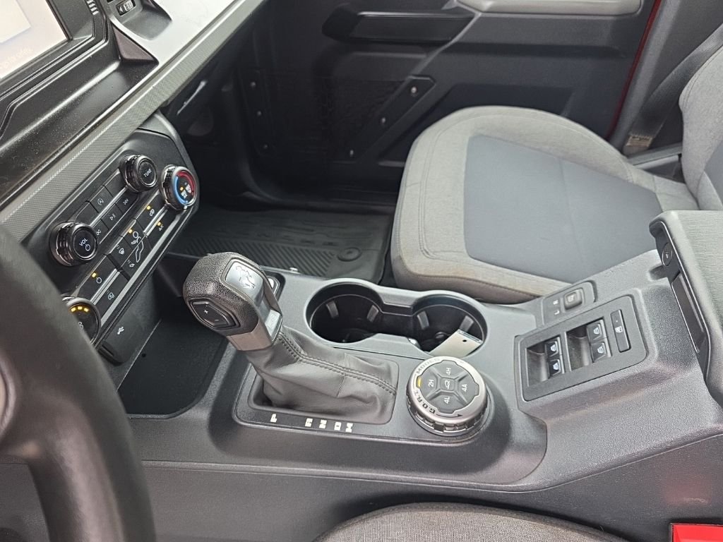 Used 2021 Red Ford Base image 17
