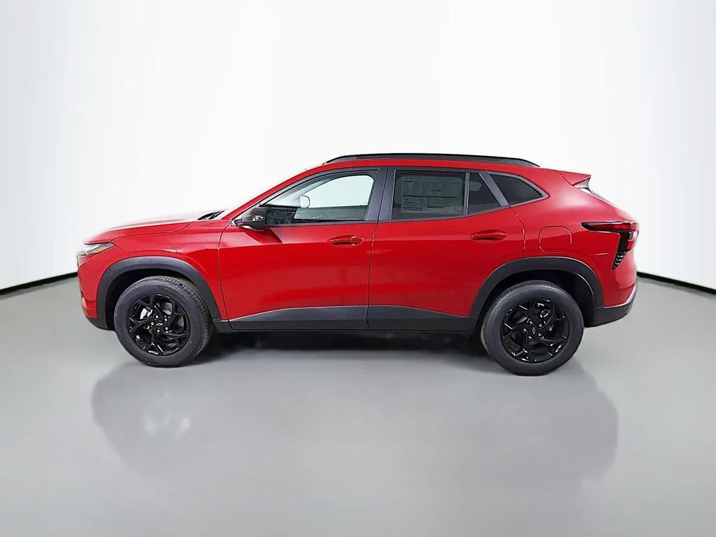 2026 Chevrolet Trax LT - Photo 8