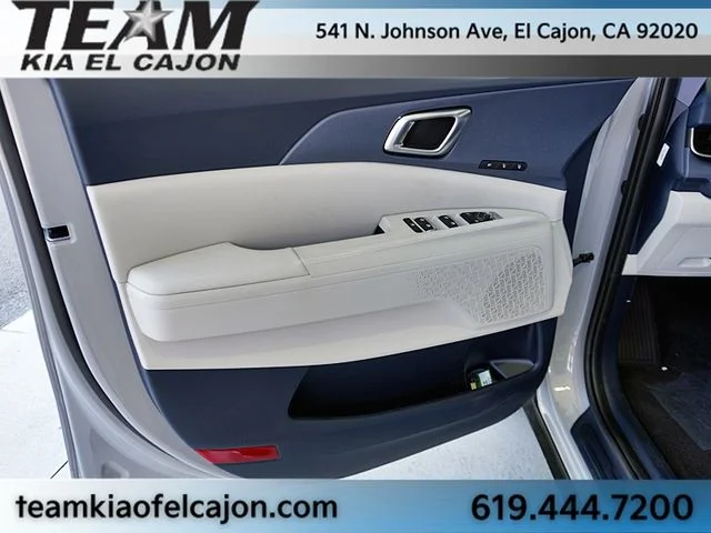 New 2026 White Kia EX image 28