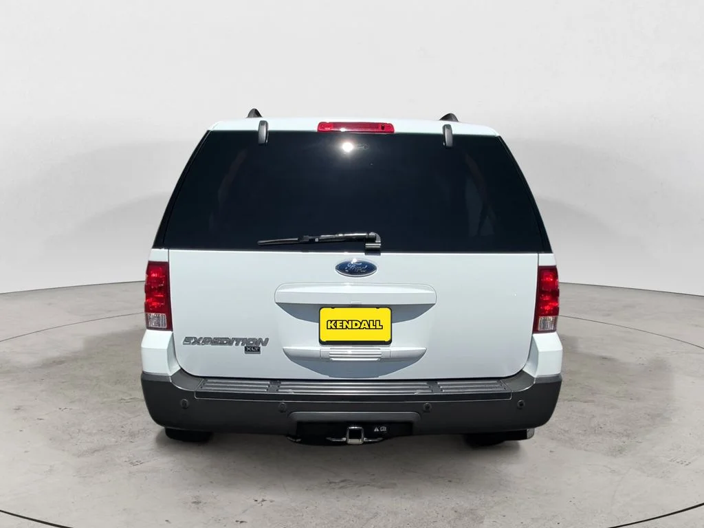 Used 2005 White Ford XLT image 4