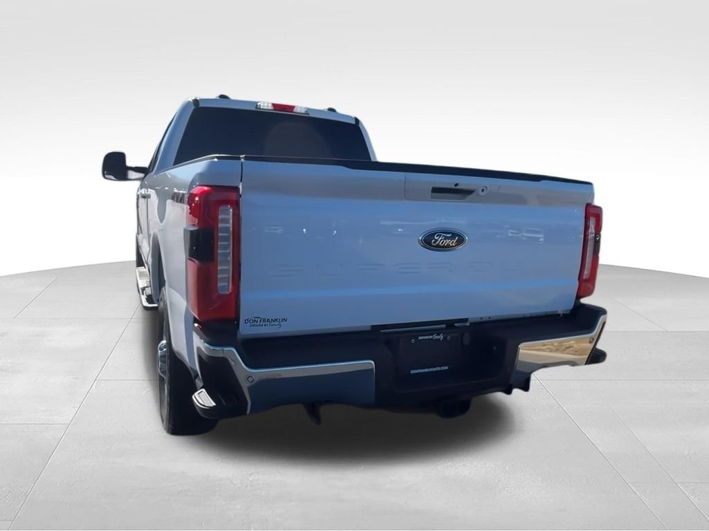 Used 2024 White Ford Lariat image 7