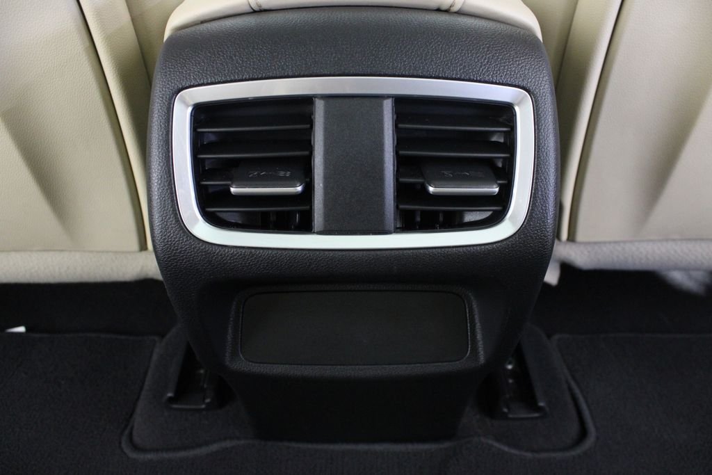 Used 2024 White Acura Base image 15