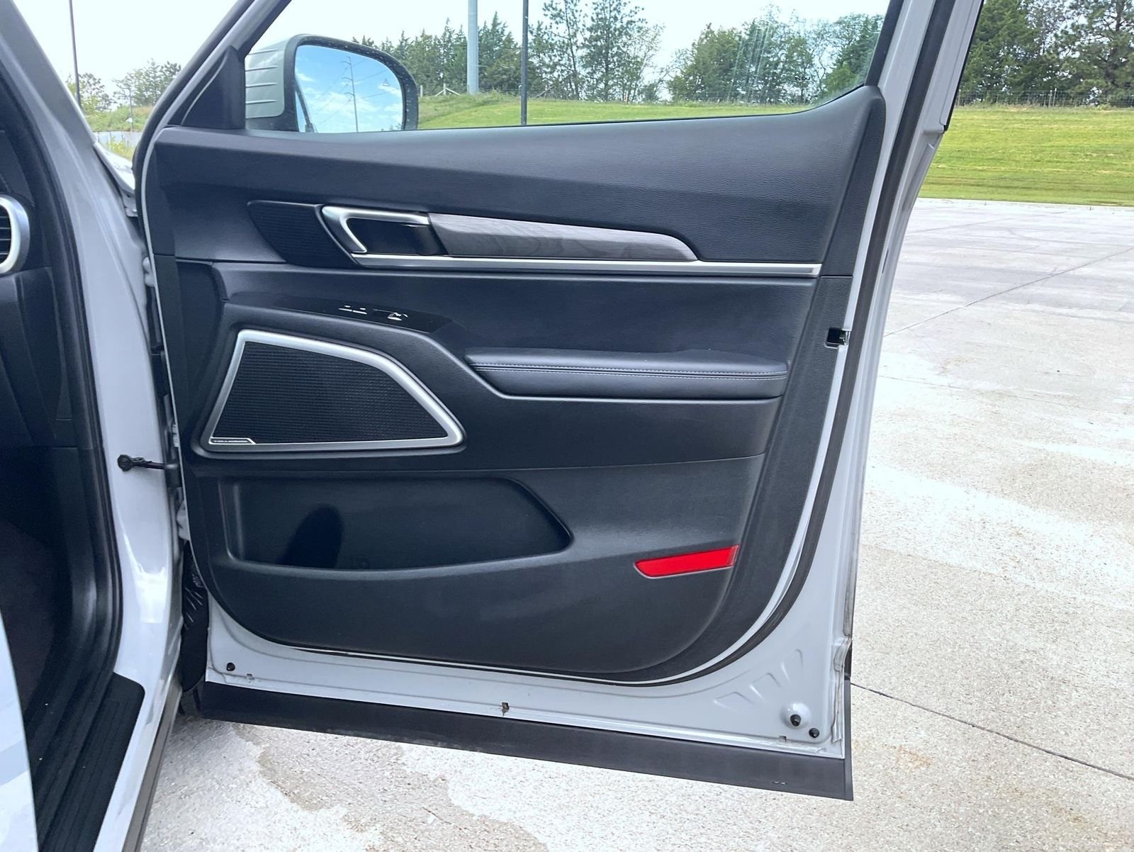 Used 2023 Gray Kia EX X-Line image 17