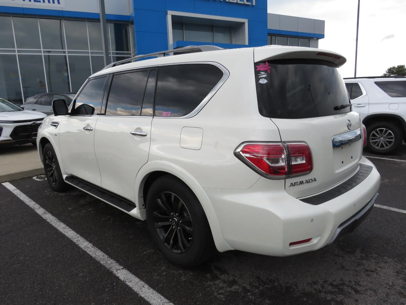 Used 2020  NISSAN  image 9