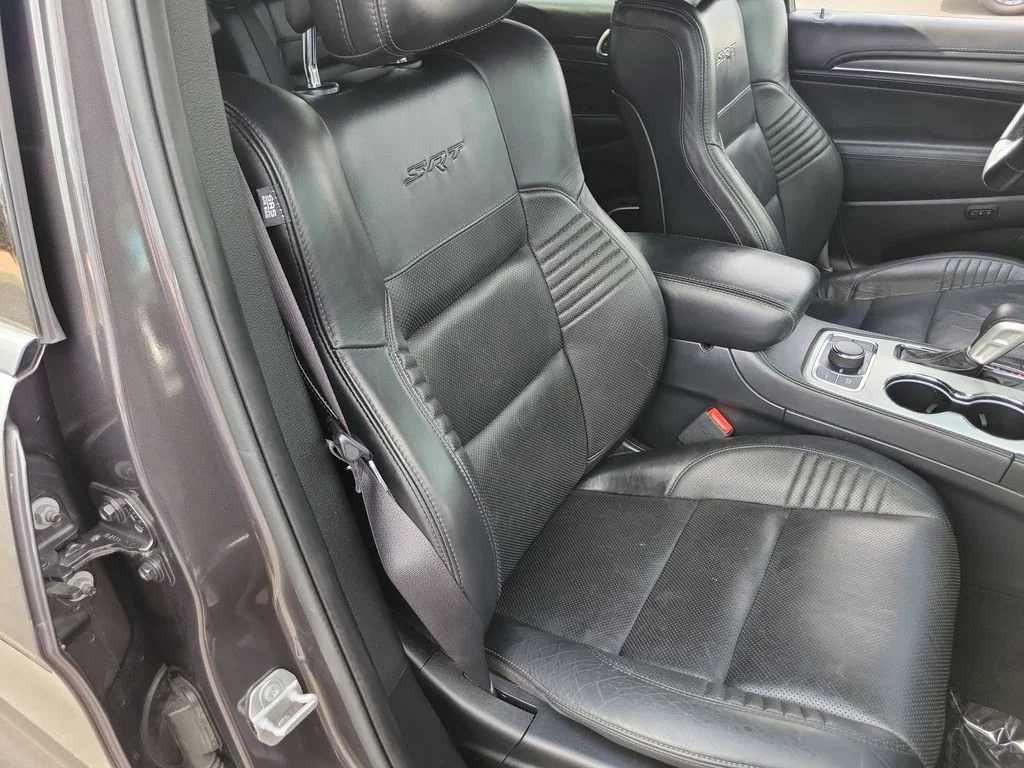 Used 2020 Crystal Metallic Jeep SRT image 22