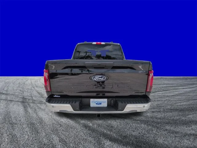 New 2026 Agate Black Metallic Ford XLT image 5
