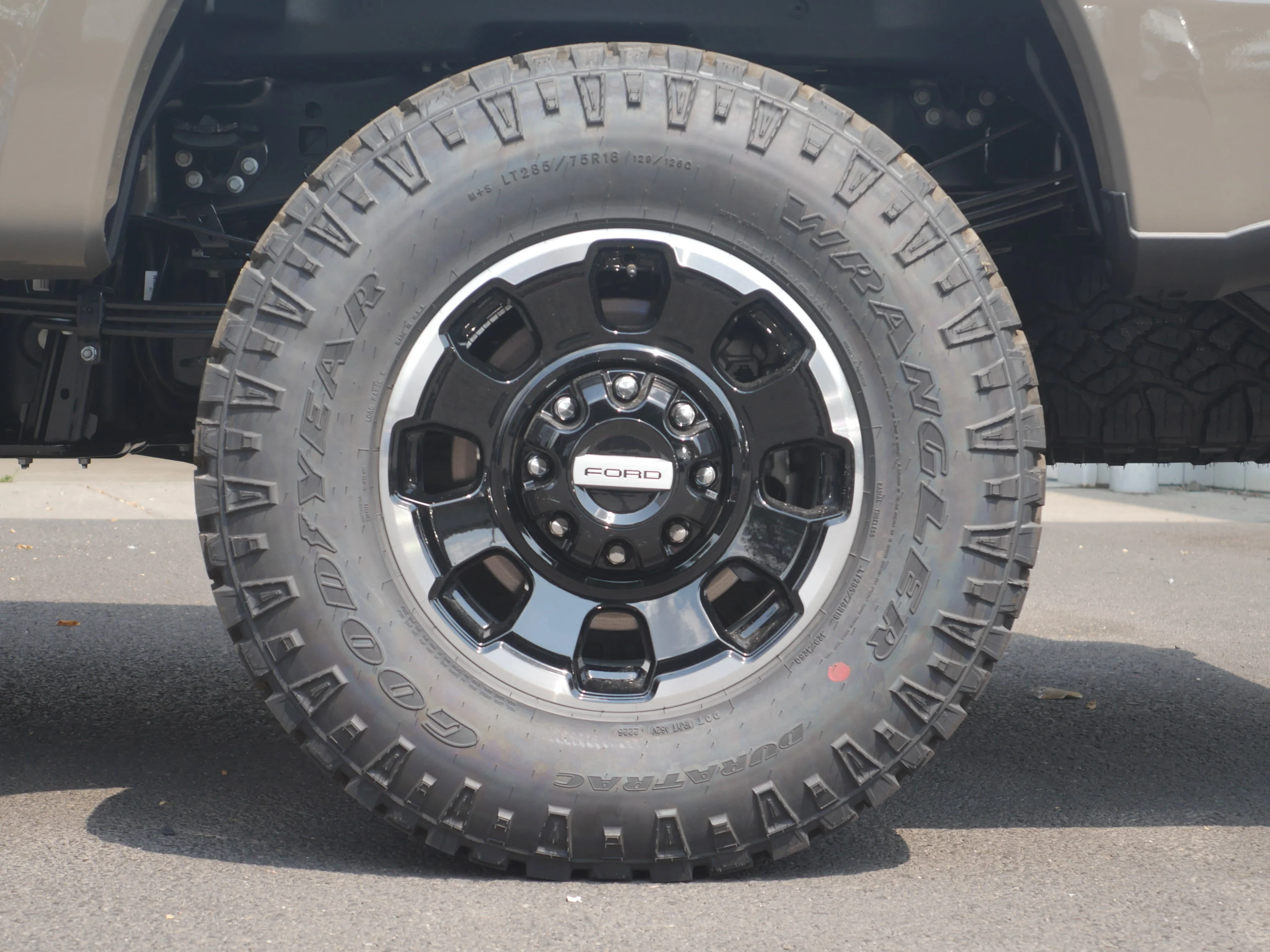 New 2026 STAR WHITE Ford King Ranch image 23