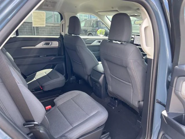 New 2026 Vapor Blue Metallic Ford Active image 36