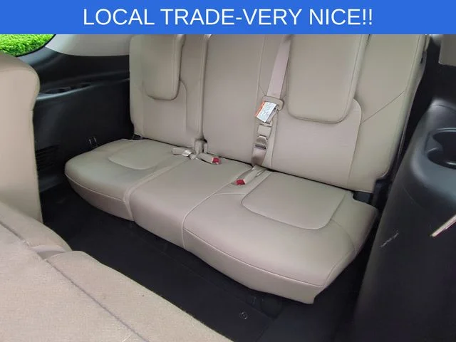 Used 2019 White Nissan SL image 33