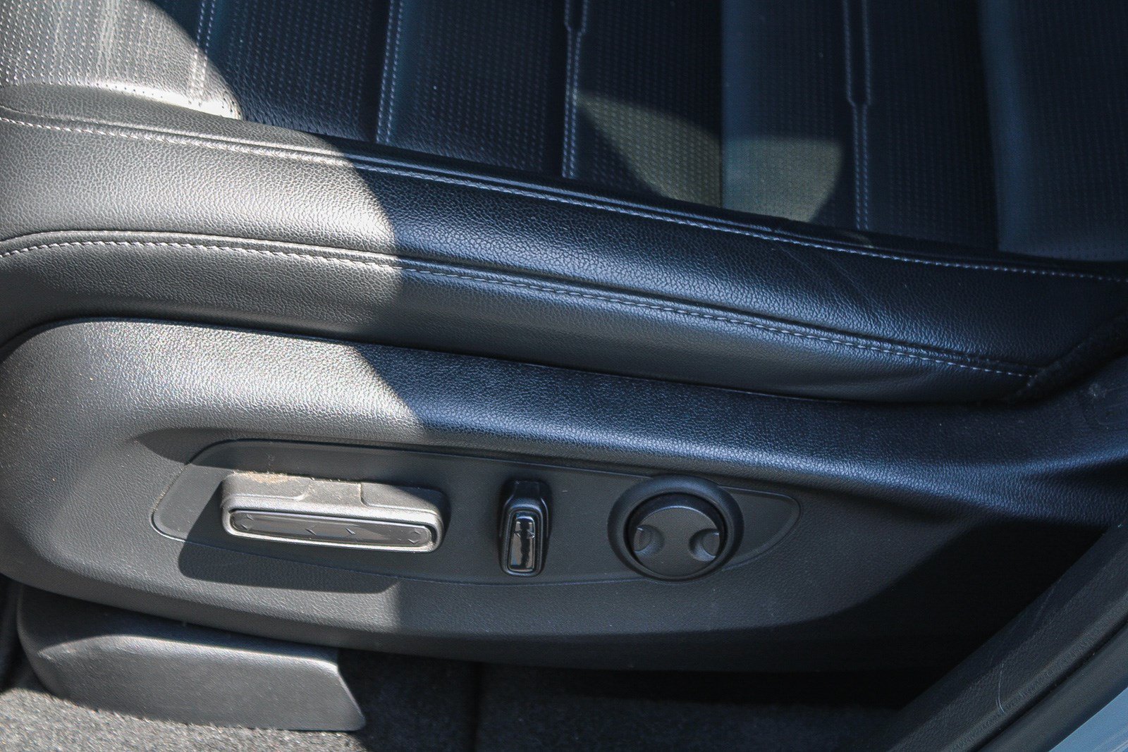 2025 Honda CR-V EX-L - Photo 22