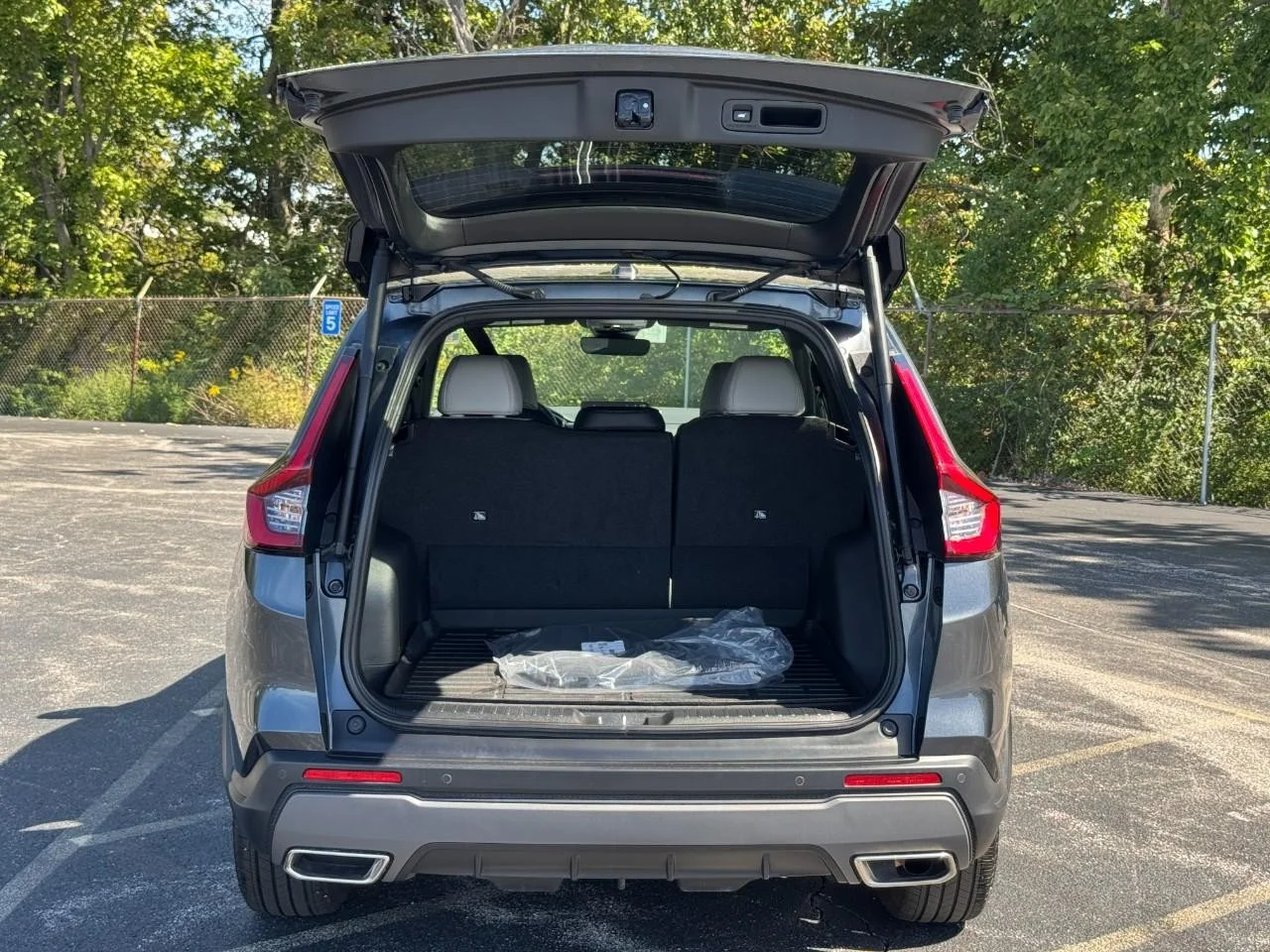 2026 Honda CR-V Sport Touring - Photo 6