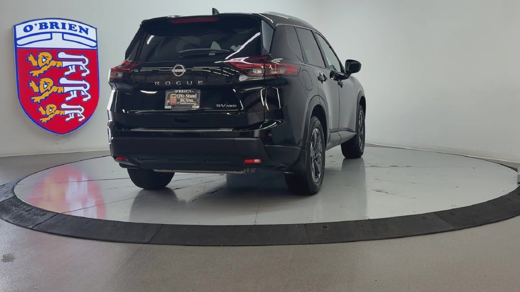 Used 2024 Super Black Nissan SV image 5