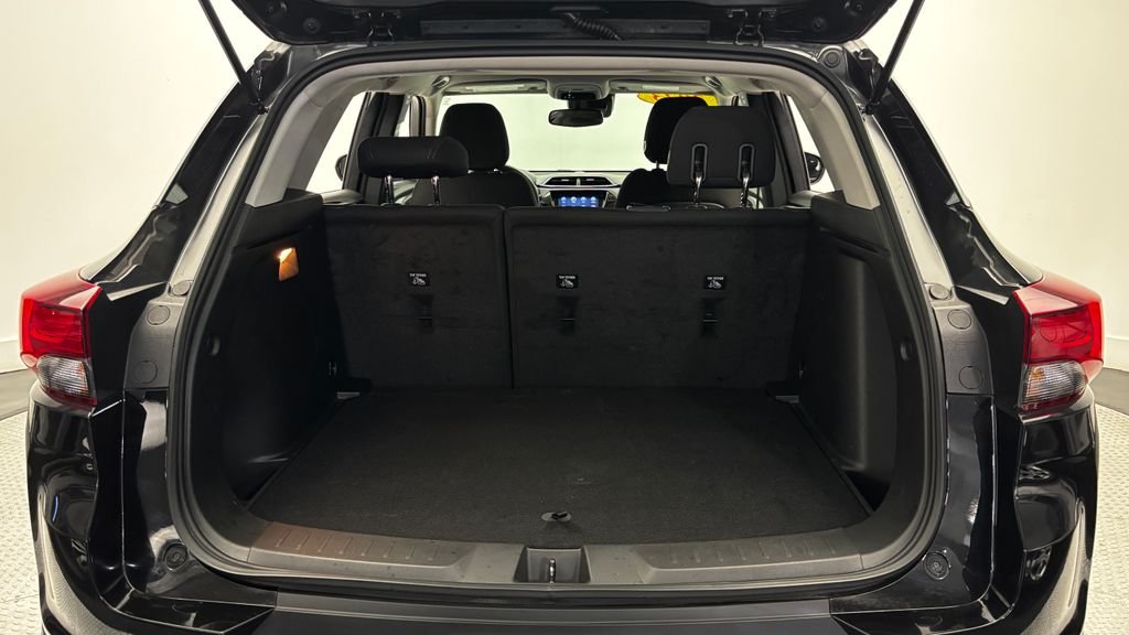Used 2023 Black Chevrolet LT image 33