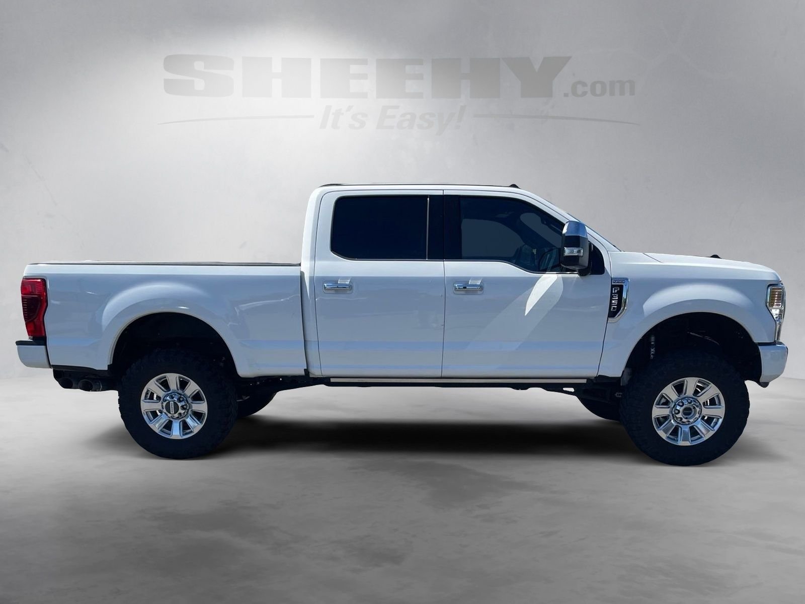 Used 2022 White Ford Platinum image 9