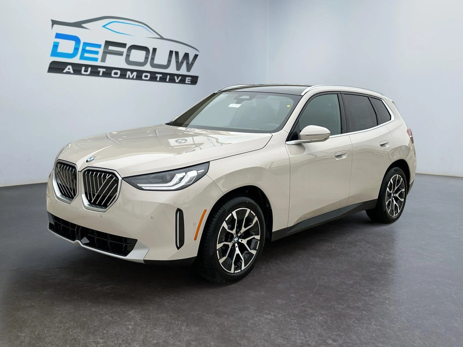 Used 2026 Dune Grey Metallic BMW 30 xDrive image 7