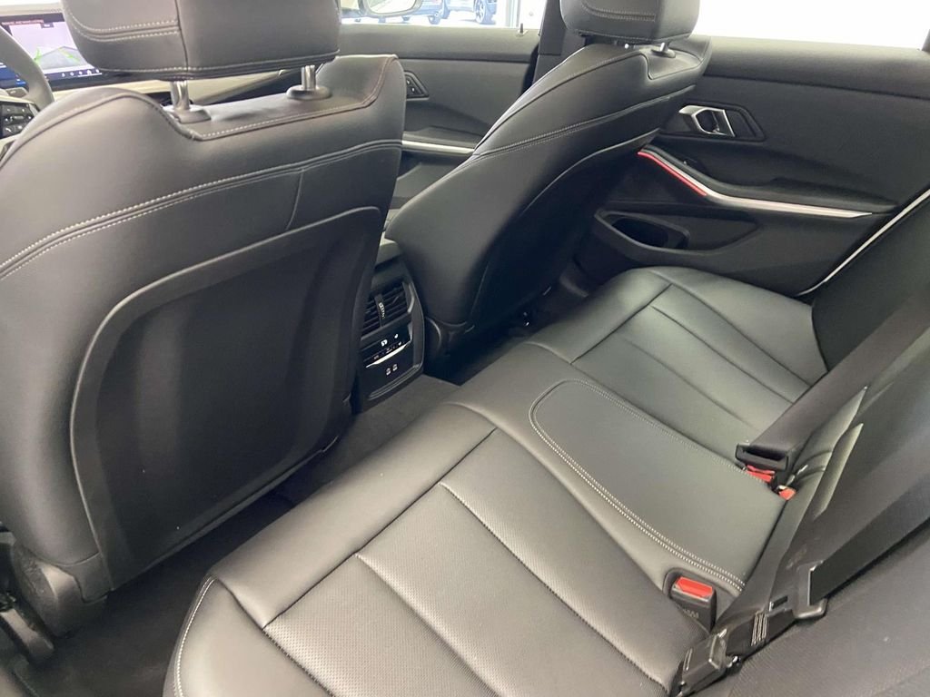 2025 BMW 3 Series 330i - Photo 13