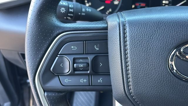 2025 Toyota Tundra SR5 - Photo 32