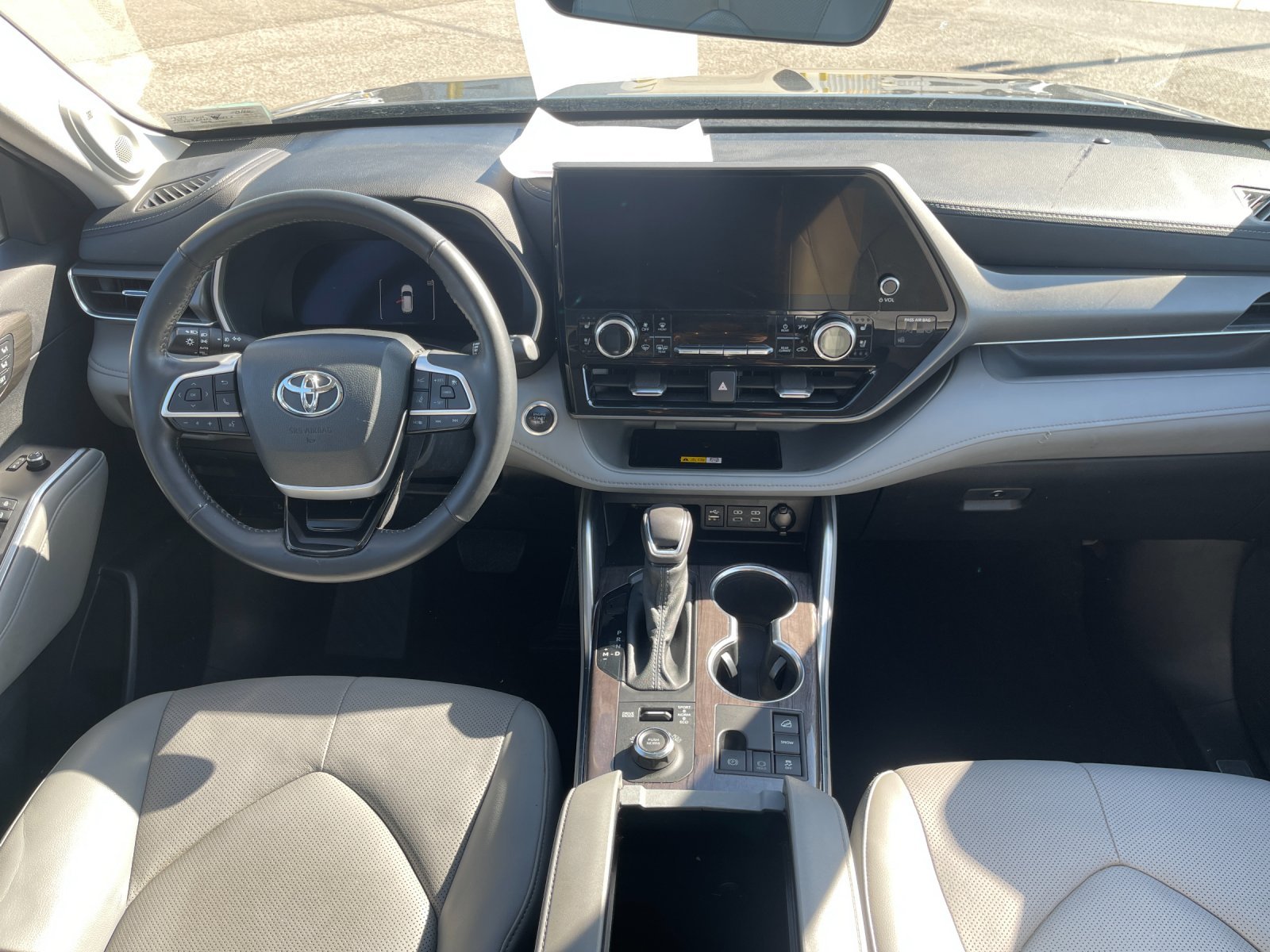 Used 2024 Gray Toyota Limited image 15