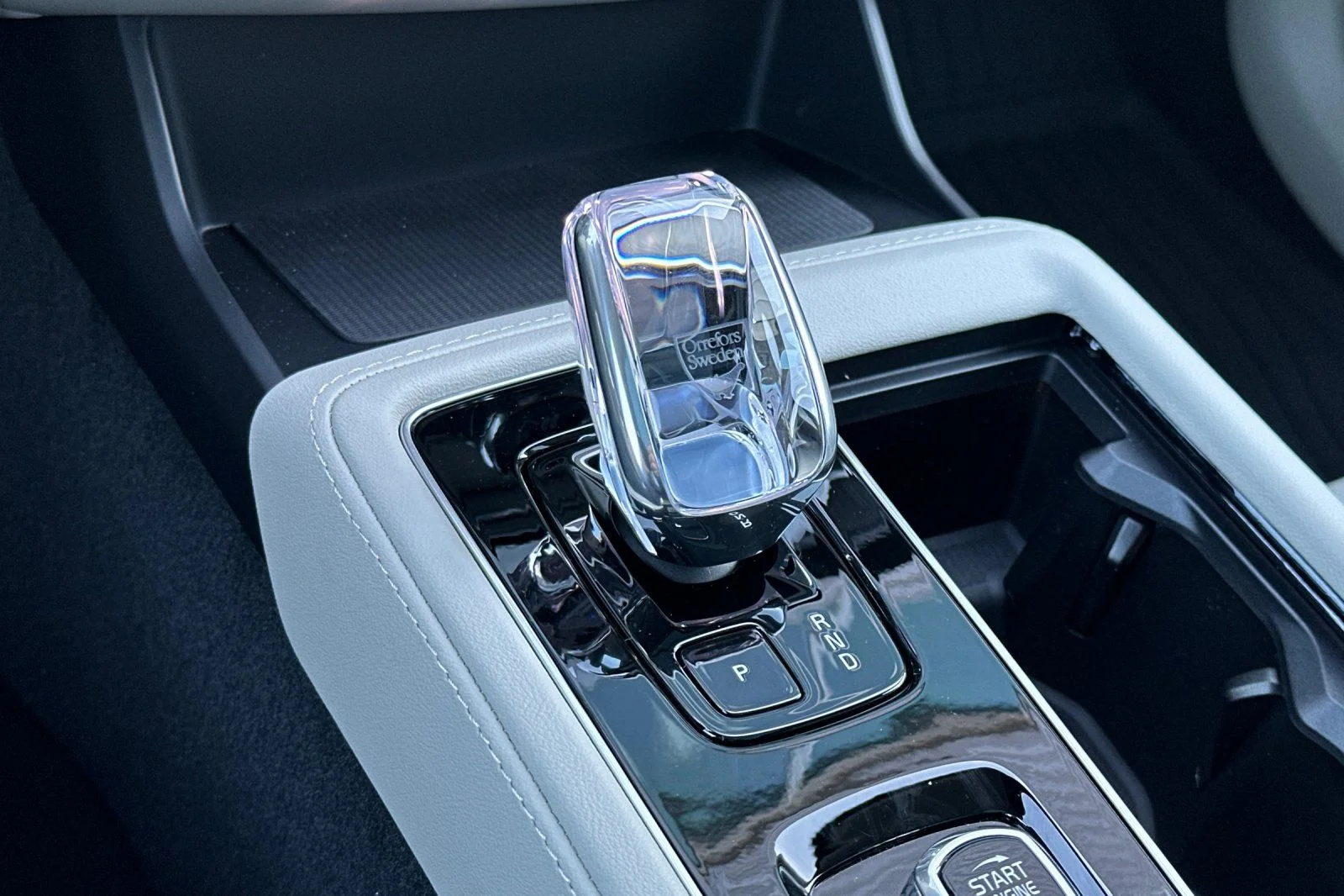 New 2026 Vapour Grey Volvo Ultra image 22