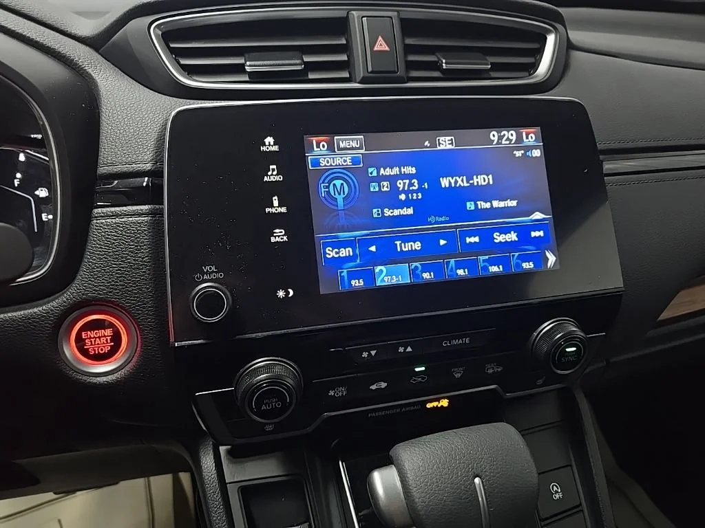Used 2021  Honda EX image 25