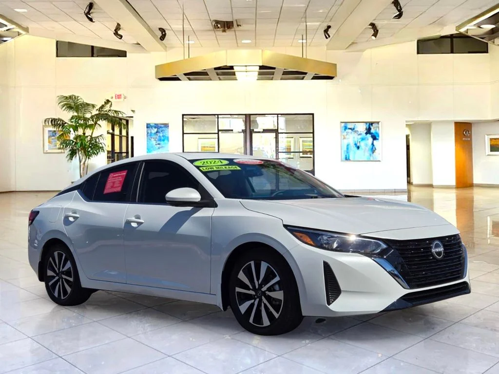 Certified Used 2024 White Nissan SV image 3