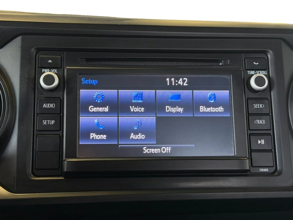 Used 2019 White Toyota SR image 12
