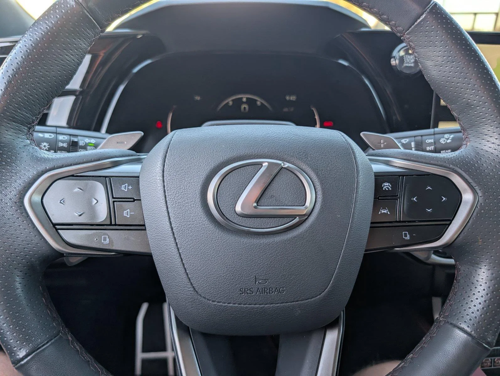 Used 2024 Ultra White Lexus RX 350 F SPORT Handling image 22